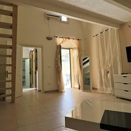 Casa Vacanza Vecchia Corte * Acquarica del Capo